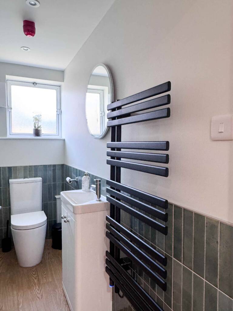 Haslemere Vets toilet